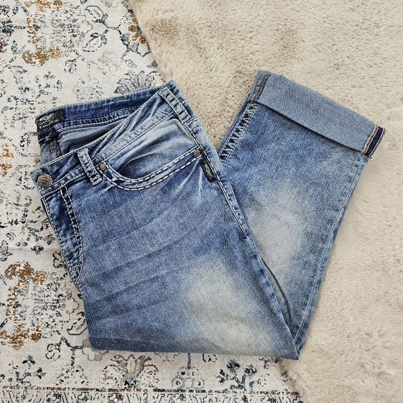 Silver Jeans Co Suki Mid Capri W43912SSR144 S3840 18 - Picture 1 of 10